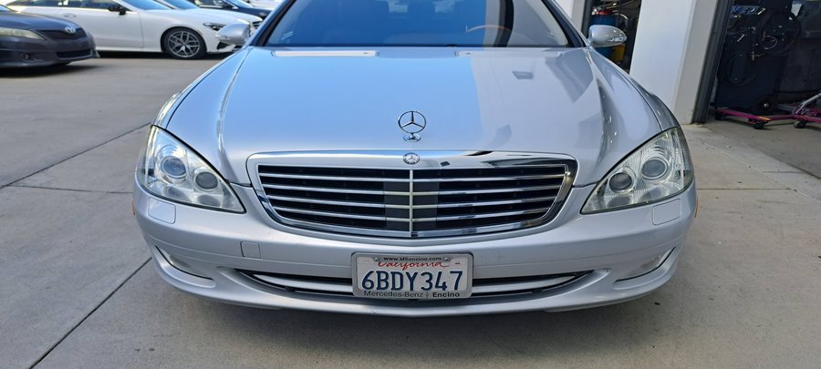 Silver Mercedes-Benz S-Class front end